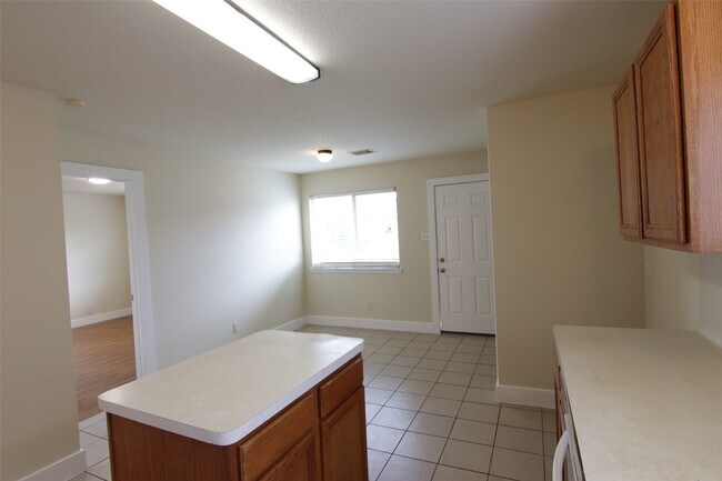 Building Photo - 6319 Torrance Elms Ct