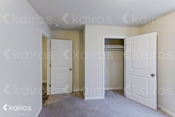 Building Photo - 15601 Briar Forest Dr