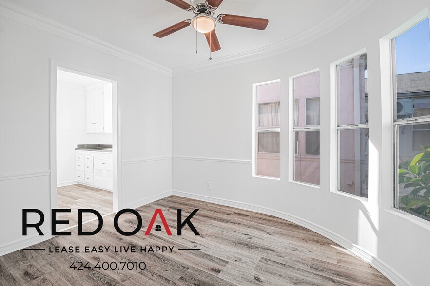 Building Photo - 5162 1/2 Clinton Ave