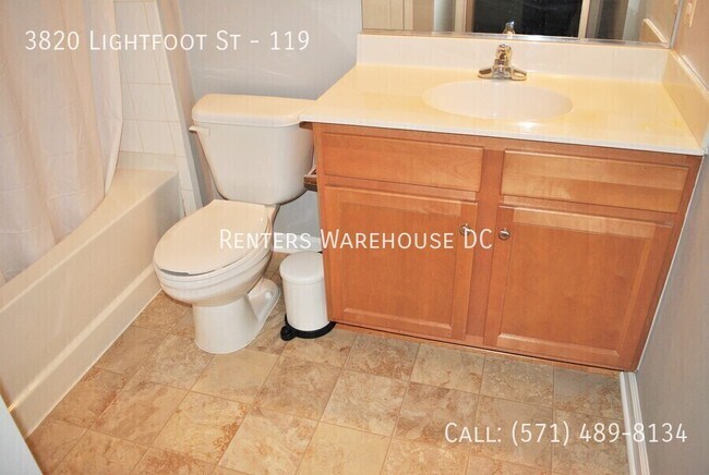 Building Photo - 3820 Lightfoot St