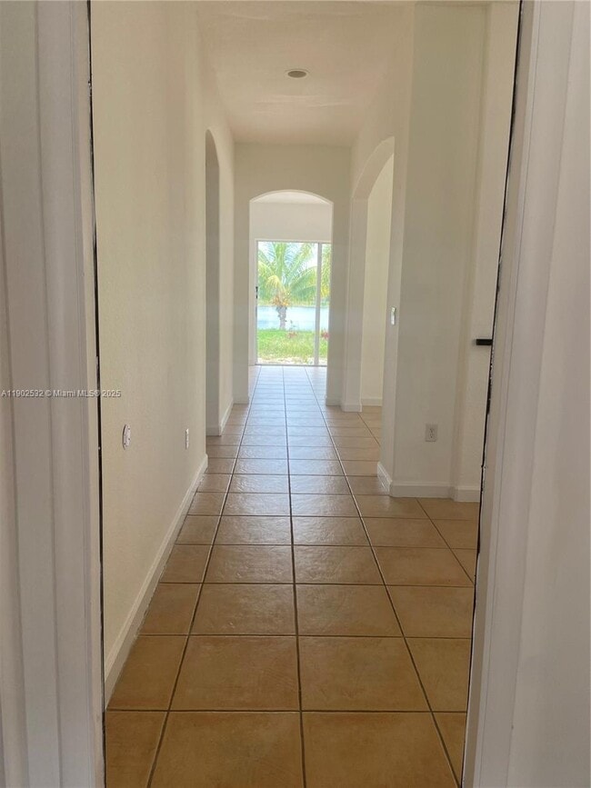 Building Photo - 1522 SE 16th Ave