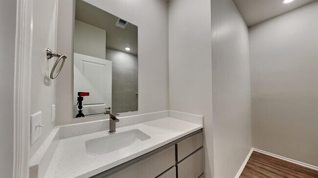 Building Photo - 9321 NW 125th St