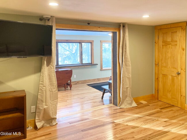 Building Photo - 107 Patten Mills Rd