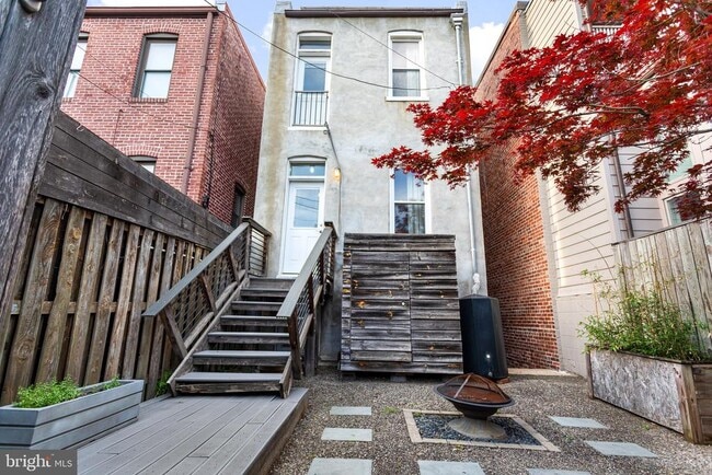 Building Photo - 1311 East Capitol St SE