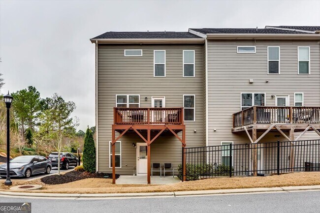 Building Photo - 6171 Brevard Dr SE