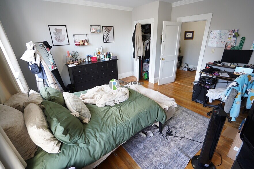 Building Photo - 15 Quint Ave