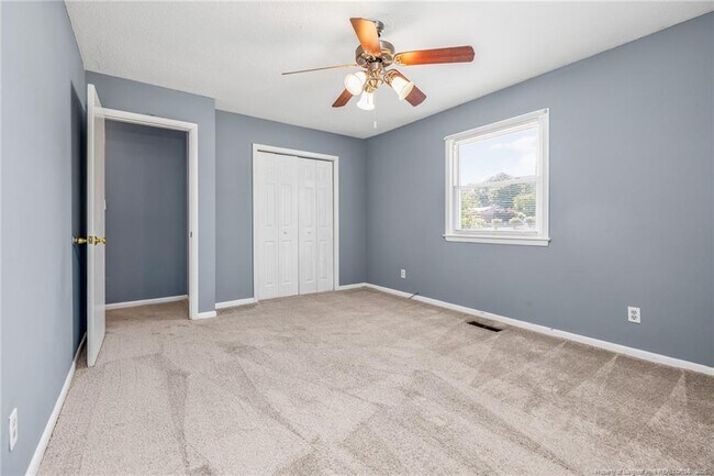 Building Photo - 7401 Paxton Dr