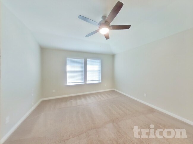 Building Photo - 13618 Paxton Blvd