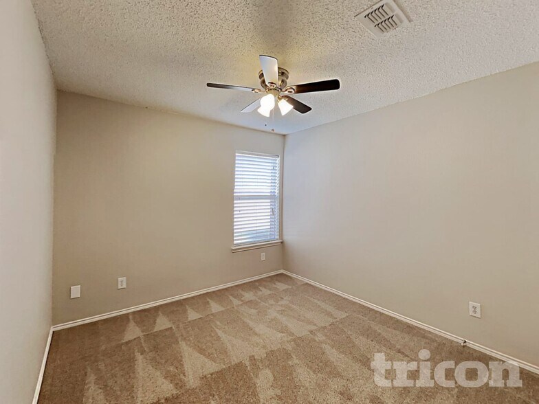 Building Photo - 2516 Concina Way