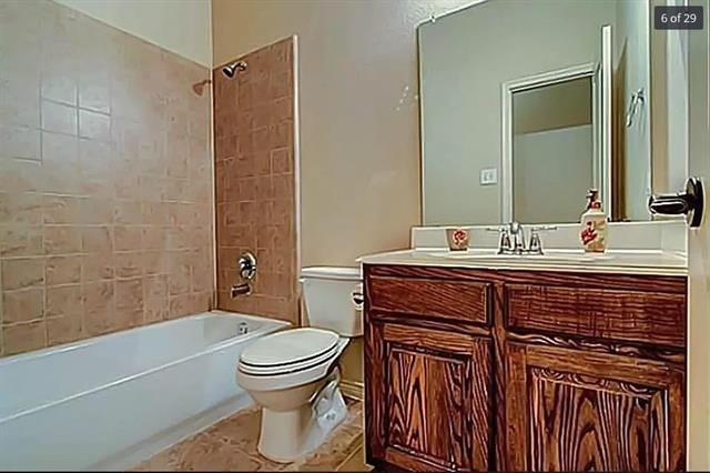 Building Photo - 9409 National Pines Dr