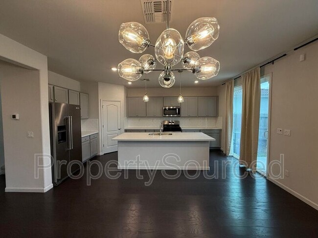 Building Photo - 15535 Ortega St