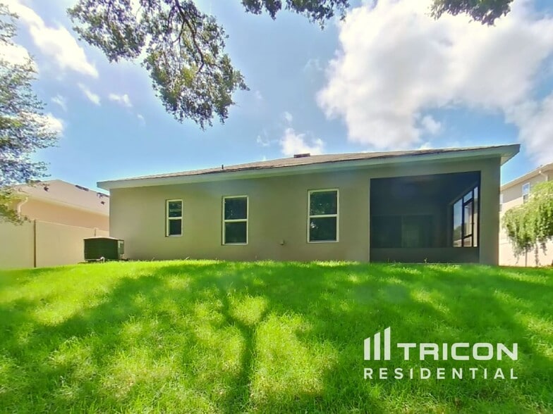 Building Photo - 34633 Salerno Cir