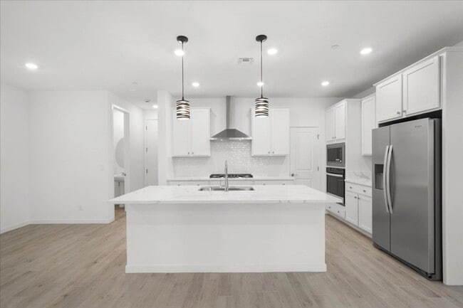 Building Photo - Brand New Luxury Modern 3 Bedroom Home in Summerlin