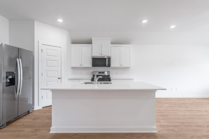 Building Photo - 4651 W Aurora St