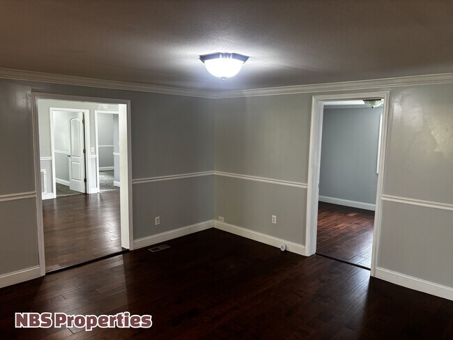 Building Photo - 143 McCully Ln