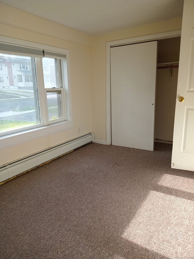 Building Photo - 44 Ardmore Rd