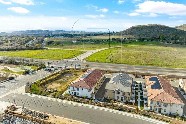 Building Photo - 34495 Agave Dr