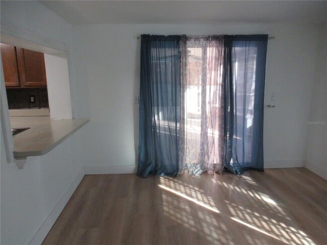 Building Photo - 3110 Rock Valley Dr