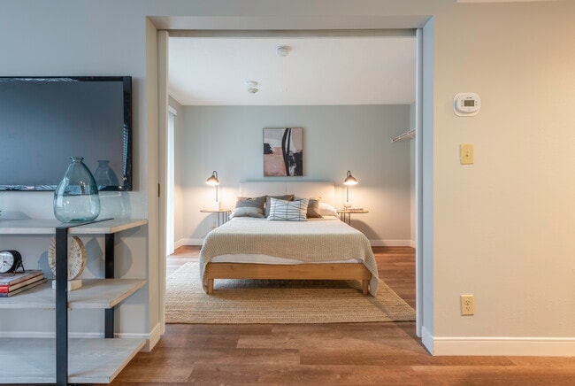 1 Bedroom - The Landing at 1775