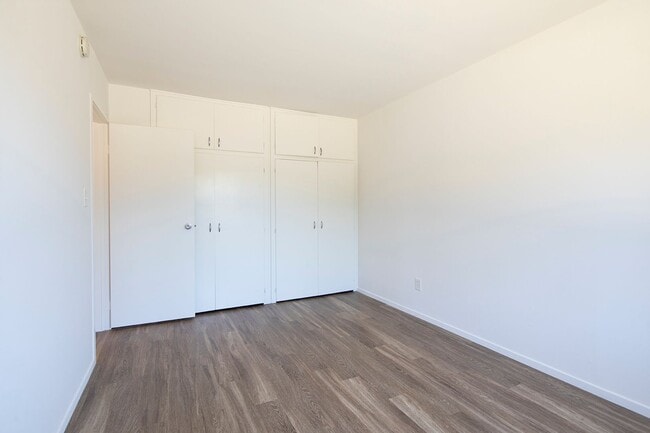 Building Photo - *OPEN HOUSE: 6/14 10AM-12:30PM*  Charming ...