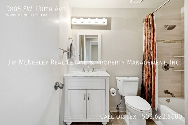 Building Photo - 9805 SW 130th Ave