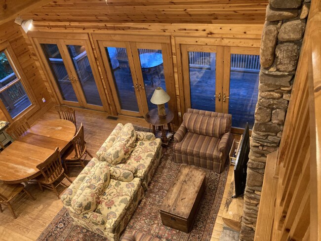 Building Photo - 242 Eastman Mountain Rd
