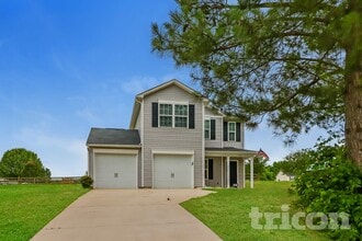 Building Photo - 741 Bo Run Dr
