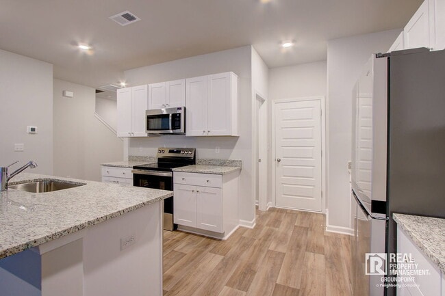 Building Photo - 169 Fern Brg Dr