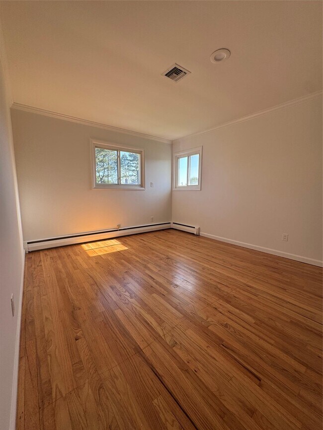 Building Photo - 371 White Birch Ln