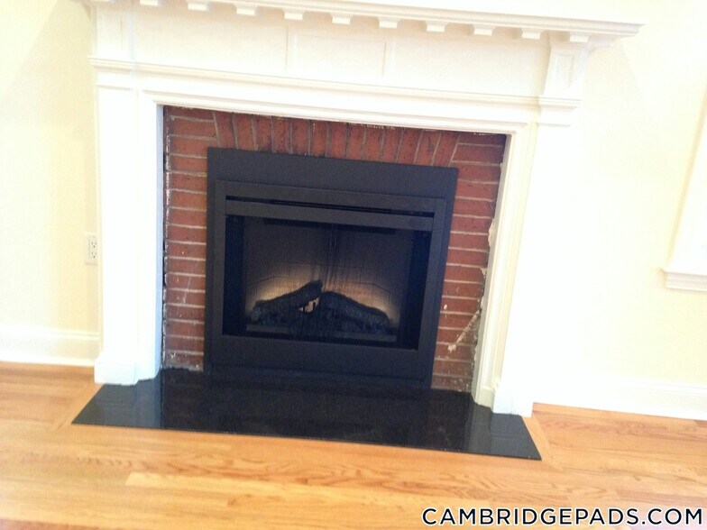 Building Photo - 65 Langdon St