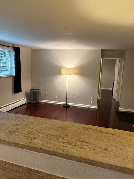 Living room - newly pained, unfurnished - 200 Sherman St