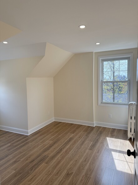First Bedroom - 12 Thomas Pl