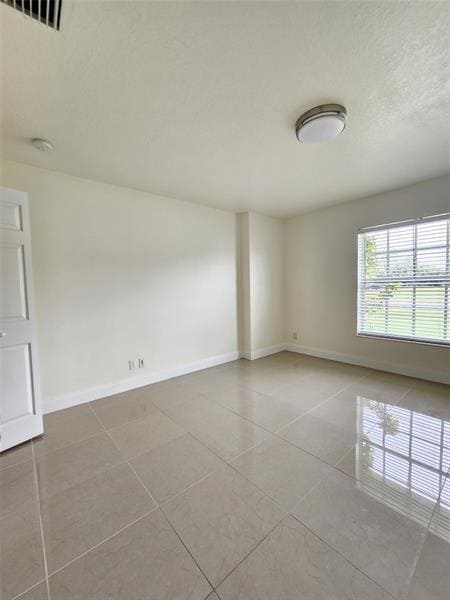 Building Photo - 2282 SW Natema Rd