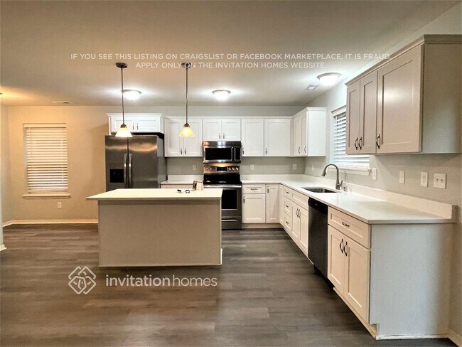 Building Photo - 19512 99th St Ct E