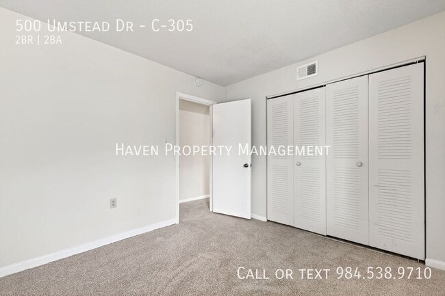 Building Photo - 500 Umstead Dr