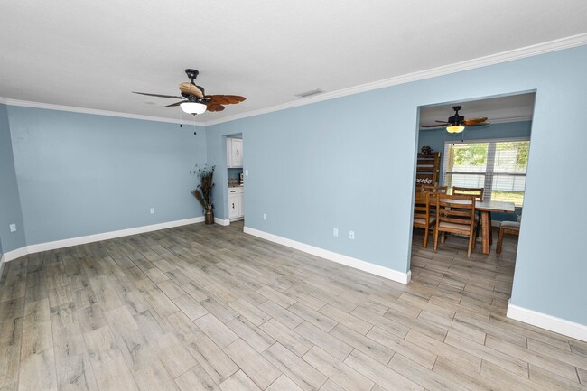 Building Photo - 3 Bed 2 Bath South Lakeland Home for Rent