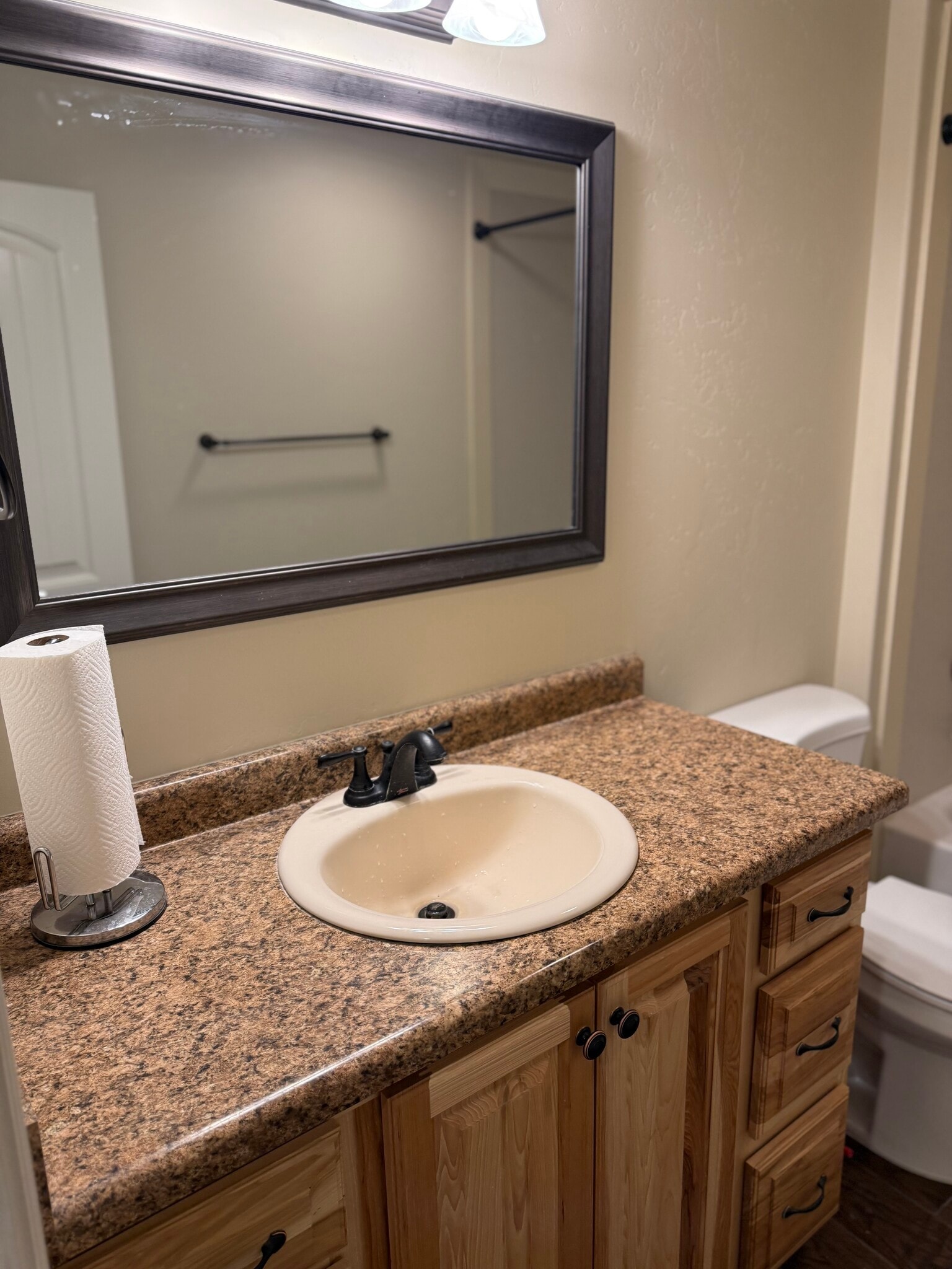 Building Photo - 1213 E St Josephs St