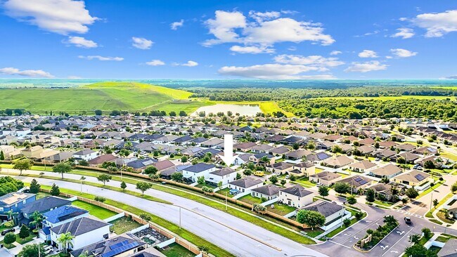 Building Photo - 4-Bedroom Home with Spacious Layout in Ayersworth Glen – Wimauma, FL