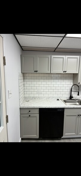 Building Photo - 3 Ross St