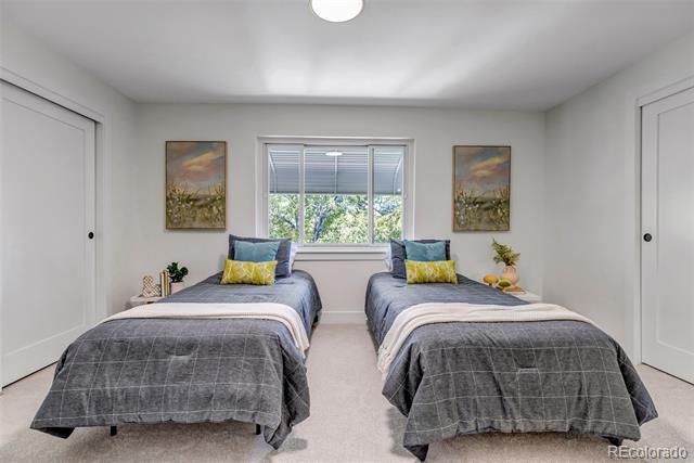 Building Photo - 2357 Grove St