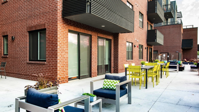 Building Photo - 974 E 2100 S