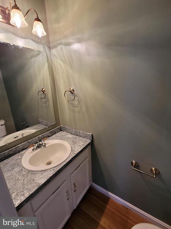 Building Photo - 233 Charleston Ct