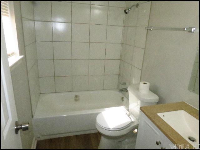 Building Photo - 1403 S Schiller St