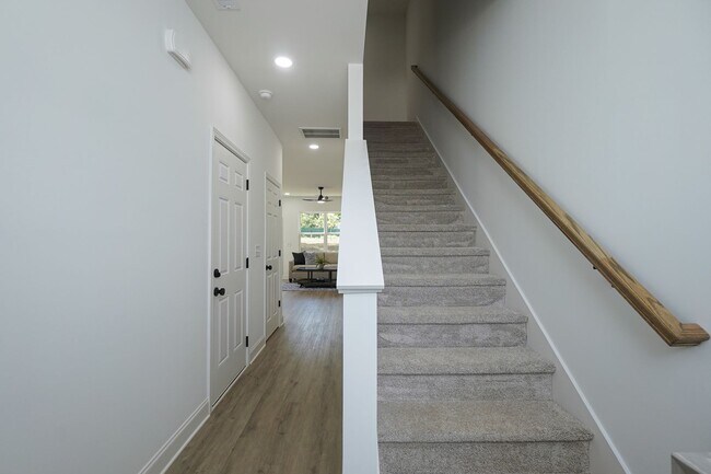 Building Photo - Brand new Duet Style Townhome in Charlotte!