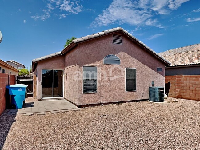 Building Photo - 4509 E Windsong Dr