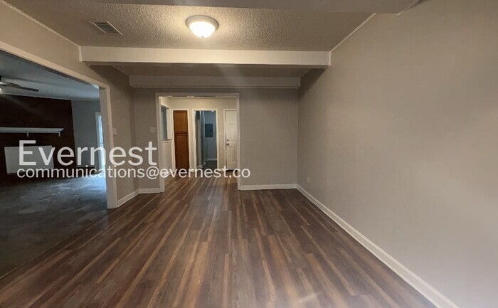 Building Photo - 8474 Charleston Dr