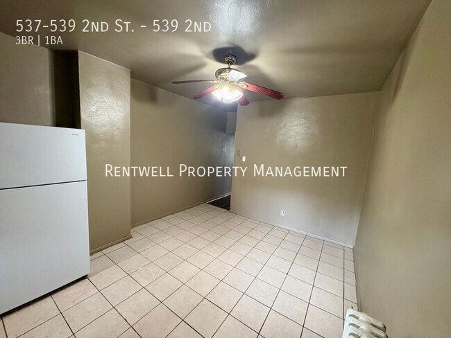 Building Photo - 537-539-539 2nd St