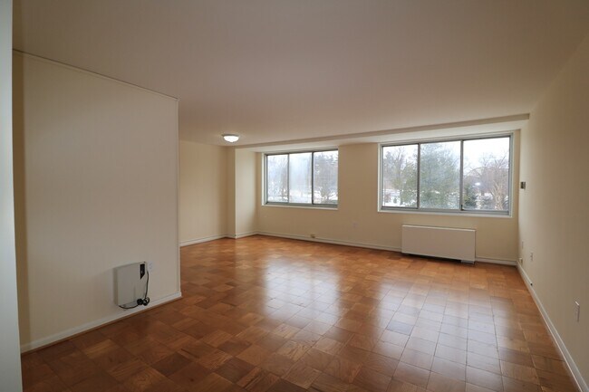 Building Photo - 2/2 Gem in Grosvenor Park!