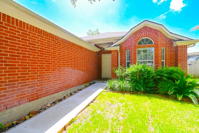Building Photo - 3111 Myrtle Ranch Dr