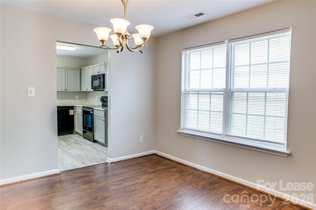 Building Photo - 2035 Speedwell Ct